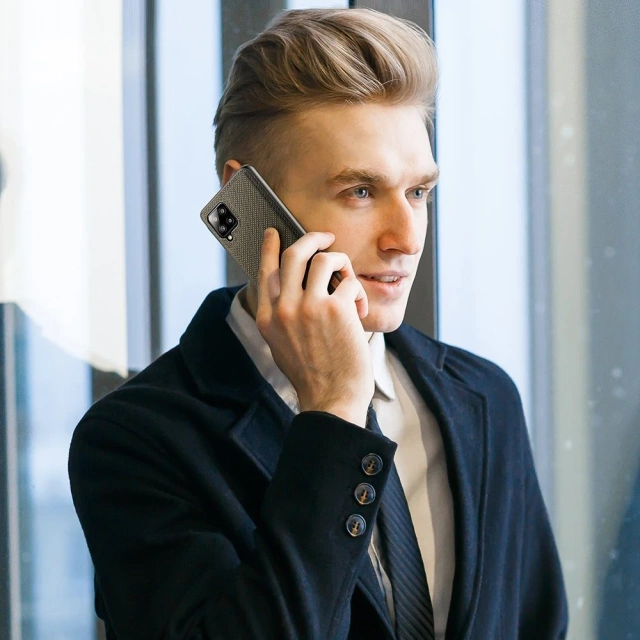 Kryt pouzdra Dux Ducis Fino potažený nylonovým materiálem pro Samsung Galaxy A42 5G zelený