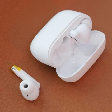 Hoco EQ2 TWS Headphones White Bluetooth 5.3 Case 7h Working Time