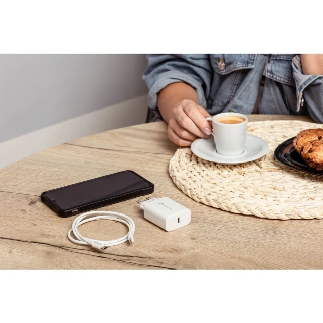 Nabíjačka Forcell 20W USB-C PD QC 4.0 Lightning kábel pre iPhone 12 13 14