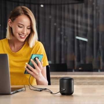 UGREEN kábel AUX predlžovací kábel 3,5 mm mini jack 0,2 m čierny (AV191 50253)