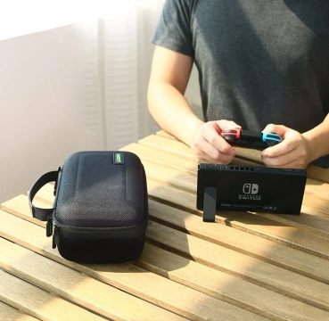 Чохол UGREEN для Nintendo Switch і аксесуарів S 26,5 x 10 x 13,5 см чорний (50275 LP145)