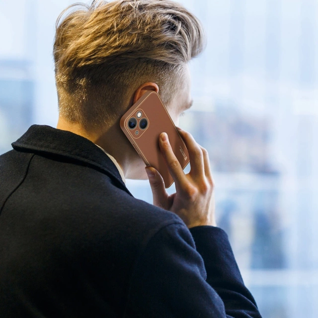 Dux Ducis Yolo case iPhone 14 Plus elegant cover з екологічної шкіри коричневого кольору