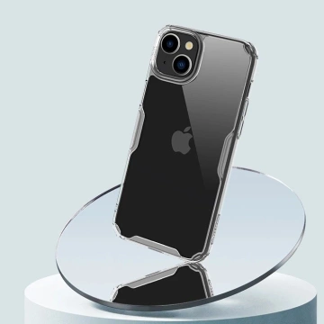 Броньований чохол Nillkin Nature Pro для iPhone 15 - білий