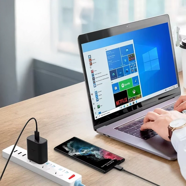 Оригінальний кабель Samsung USB-C до USB-C EP-DW767 для зарядки 1,8 м 3 A 25 Вт / 45 Вт Білий
