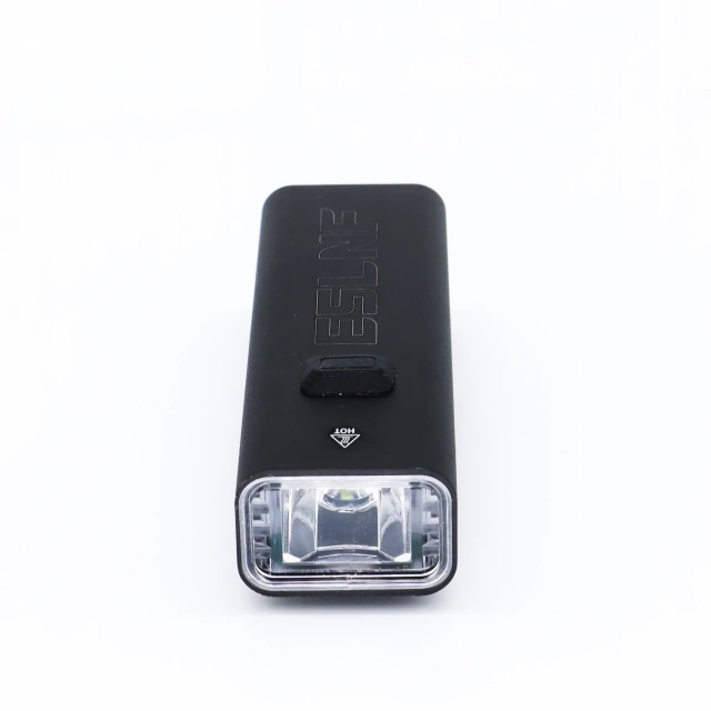 Přední LED světlo na kolo EH 400, nastavitelné 400 LM, 2000 mAh, vodotěsné, černé