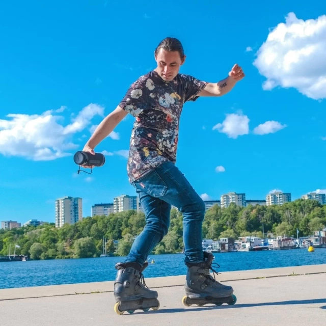 Přenosný bezdrátový Bluetooth 5.3 reproduktor Tronsmart T7 30W