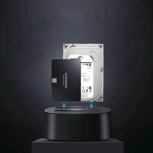 Ugreen CM198 50857 Dockingstation mit USB 3.0 für SATA 2,5" 3,5" SSD HHD Netzteil EU - Schwarz