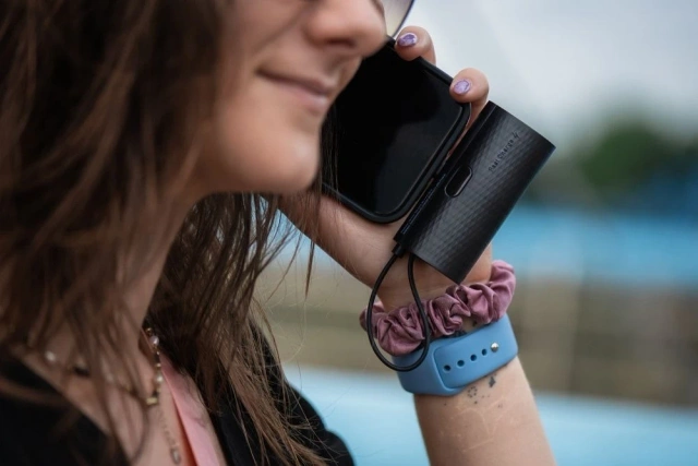 Powerbanka FORCELL F-ENERGY Power Plug F5K3 s vestavěným Lightning PD konektorem 20W 5000mAh černá