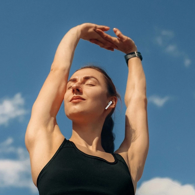 Bezdrátová sluchátka do uší Dudao U14 TWS Bluetooth 5.3 - bílá