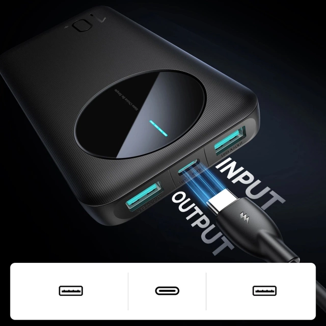 Зовнішній акумулятор Joyroom 10000mAh 12W 3 USB порти швидкої зарядки чорного кольору