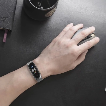 Nerezový xiaomi mi smart band 7 čierny