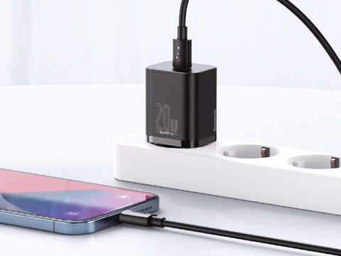 Baseus USB-C PD 20 W Wandladegerät 1 m USB-C-zu-Lightning-Kabel