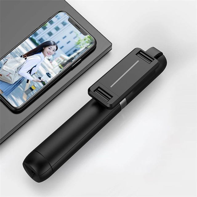 Трипод Selfie Stick Tripod P50 для фотопалки телефону Bluetooth пульт Чорний