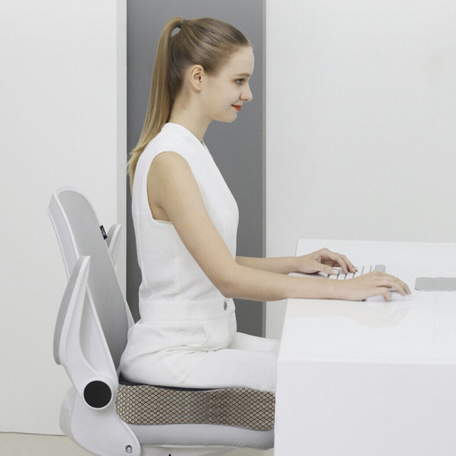 Ortopedický polštář Sedák pro psací stůl, počítačovou židli, autosedačku, sedadlo řidiče, černá