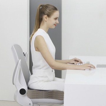 Ortopedický polštář Sedák pro psací stůl, počítačovou židli, autosedačku, sedadlo řidiče, černá