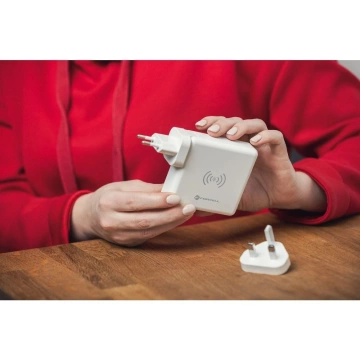 Forcell 4in1 Travel Charger 8000mAh QC3.0 USB-C Powerbank Induction