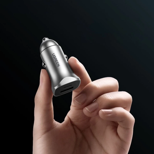 Ugreen nabíjačka do auta USB Type C / USB 24W Power Delivery Quick Charge sivá (30780)