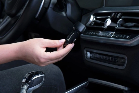 Автомобільний зарядний пристрій Forcell Carbon QC 3.0 18 Вт USB чорного кольору