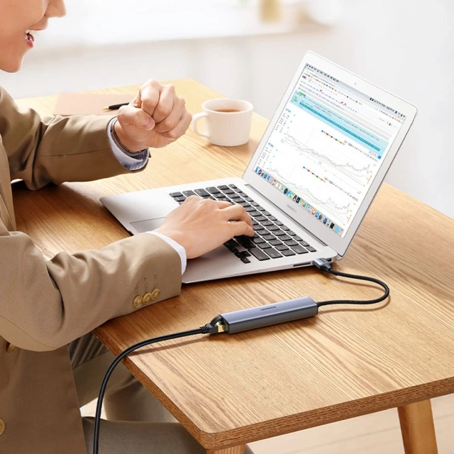 HUB UGREEN multifunkční adaptér HUB USB 3.0 - 3 x USB / Ethernet RJ-45 / USB Typ C PD šedý (CM475)