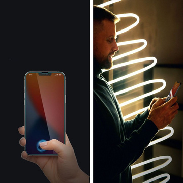 Tvrzené sklo Spigen Glas.TR Slim Privacy Tempered Glass pro Apple iPhone 13/13 Pro
