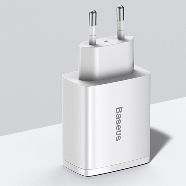 Kompaktní rychlonabíječka Baseus 2xUSB USB-C PD QC 3.0 3A 30W bílá