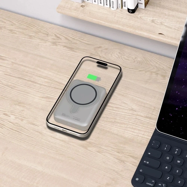 Магнітний павербанк PB11 Lifemag Magsafe Power Bank 10000mah Titanium