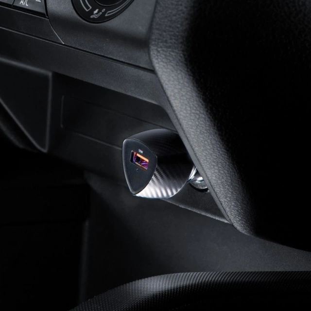Автомобільний зарядний пристрій Forcell Carbon QC 3.0 18 Вт USB чорного кольору