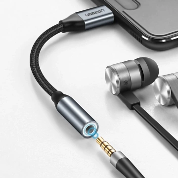 Ugreen sluchátkový adaptér 3,5 mm mini jack na USB typu C 10 cm šedý (30632)