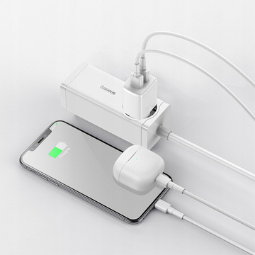Silná nabíječka Baseus Compact 2x USB 2.1A 10.5W bílá