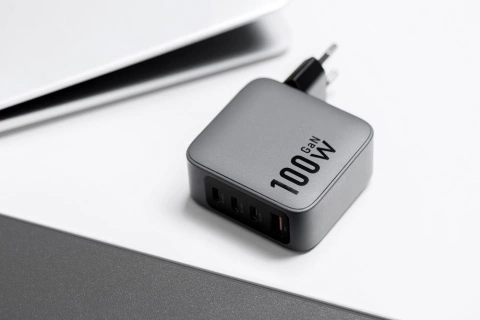 Forcell GaN 100W 3xUSB-C 1xUSB-A PD QC SFC-Wandladegerät