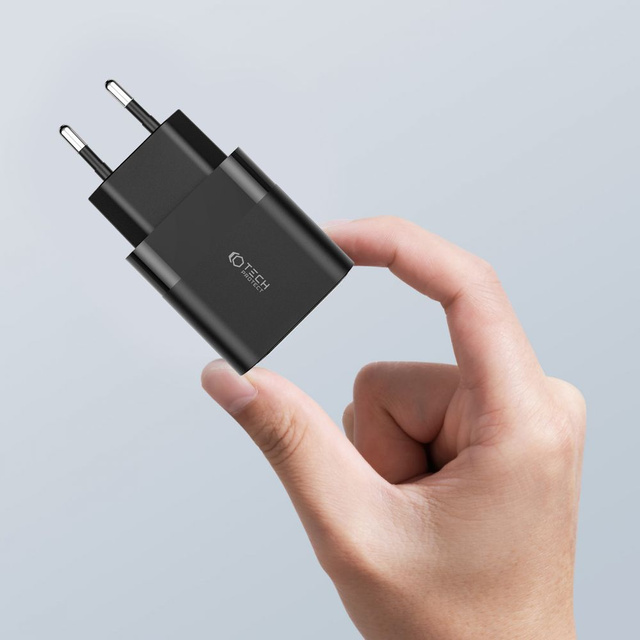 C30W 2-portová USB-C nástenná nabíjačka – USB PD30W / QC3.0 čierna