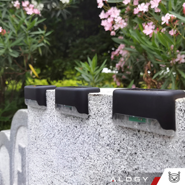 LED-Solar-Gartenlampe für Terrasse, Balkon, Treppe, Balustrade mit Dämmerungssensor, AAA-Batterie, schwarz