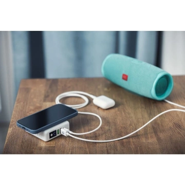 Cestovná nabíjačka Forcell 4v1 8000mAh QC3.0 USB-C powerbanka indukčná