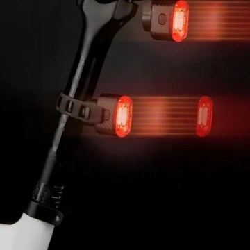 Rockbros Q2S LED zadné svetlo na bicykel s inteligentným dorazovým systémom USB-C - USB-A kábel - čierny