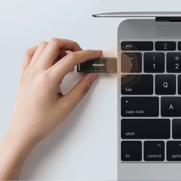 Ugreen prenosná čítačka kariet TF/SD pre USB 3.0 čierna (CM104)