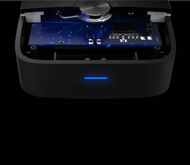 Adaptér UGREEN Bluetooth 5.1 přijímač aptX 2RCA / 3,5 mm mini jack černý (40759)