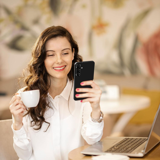 Скло для Samsung Galaxy S24 Plus лінза камери 3D загартоване повний захист всієї лінзи чорне скло