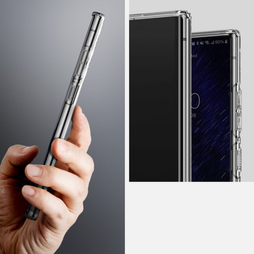 Це Samsung Galaxy S22 Ultra Spigen Liquid Crystal Clear