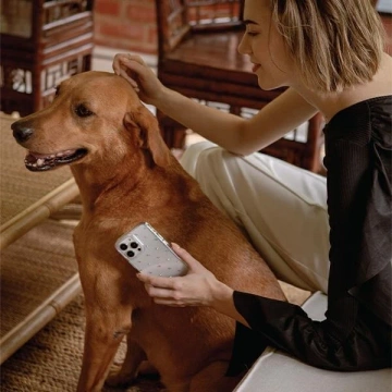 Puzdro UNIQ Coehl Solitaire pre iPhone 14 Plus 6,7" priehľadné/číre