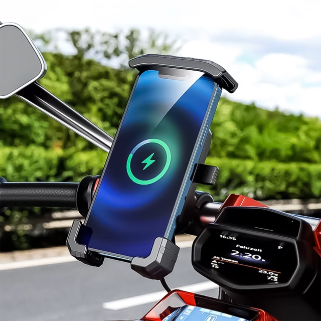 Držák na motorku KEWIG M11B pro telefon s QC 3.0 15W Qi nabíječkou černý