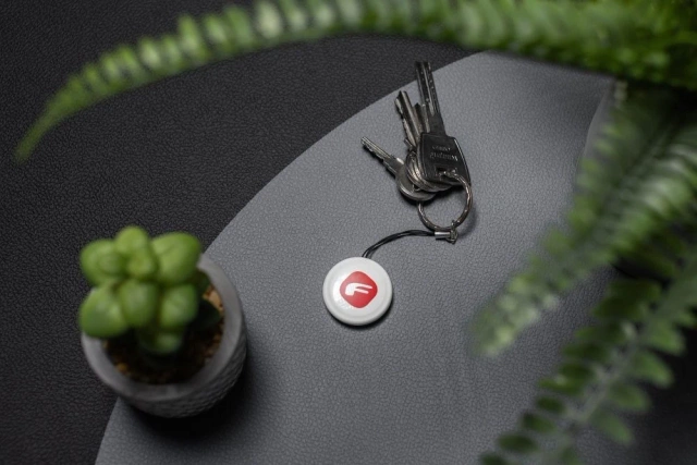 Локатор ключів/ременів MFI Forcell F-Tag F01, білий