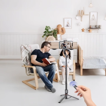 Stabilný statív s gimbalom a diaľkovým ovládaním Bluetooth, selfie tyč, LED lampa, 360° otočné osvetlenie, 70 cm, Techsuit L19s, čierny