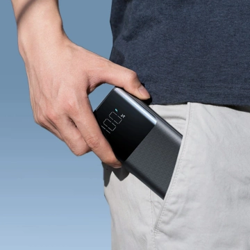Joyroom 10000mAh 25W Powerbank – Fast Charging of 3 Devices at Once