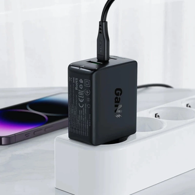 Nabíjačka Acefast Fast GaN 65W 2xUSB-C/USB-A PPS PD QC4 biela