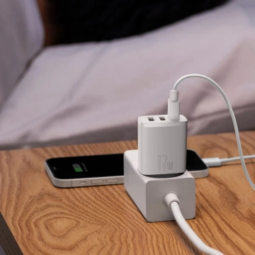 Baseus Compact 3x USB Typ A 17W nástěnná nabíječka černá