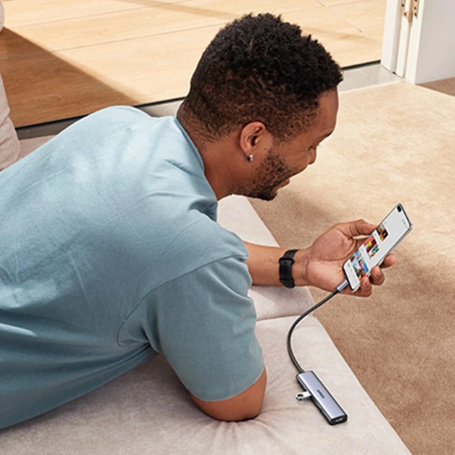 Ugreen CM478 USB-C na HDMI / USB-A 3.0 / 2x USB 2.0 / PD adaptér, sivý