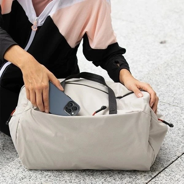 Etui do iPhone 15 Pro UNIQ Lyden DS MagSafe Niebiesko-Czarne