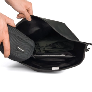 Wozinsky waterproof bicycle pannier bag 25l black (WBB24BK)