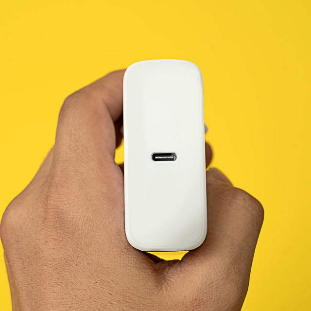 Настінний зарядний пристрій Forcell із роз’ємом USB-C Type C 3A 45W PD QC 4.0 Білий