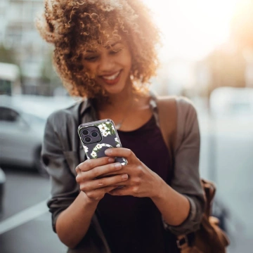 Ochranné pouzdro MagMood pro MagSafe pro iPhone 15 jarní sedmikráska